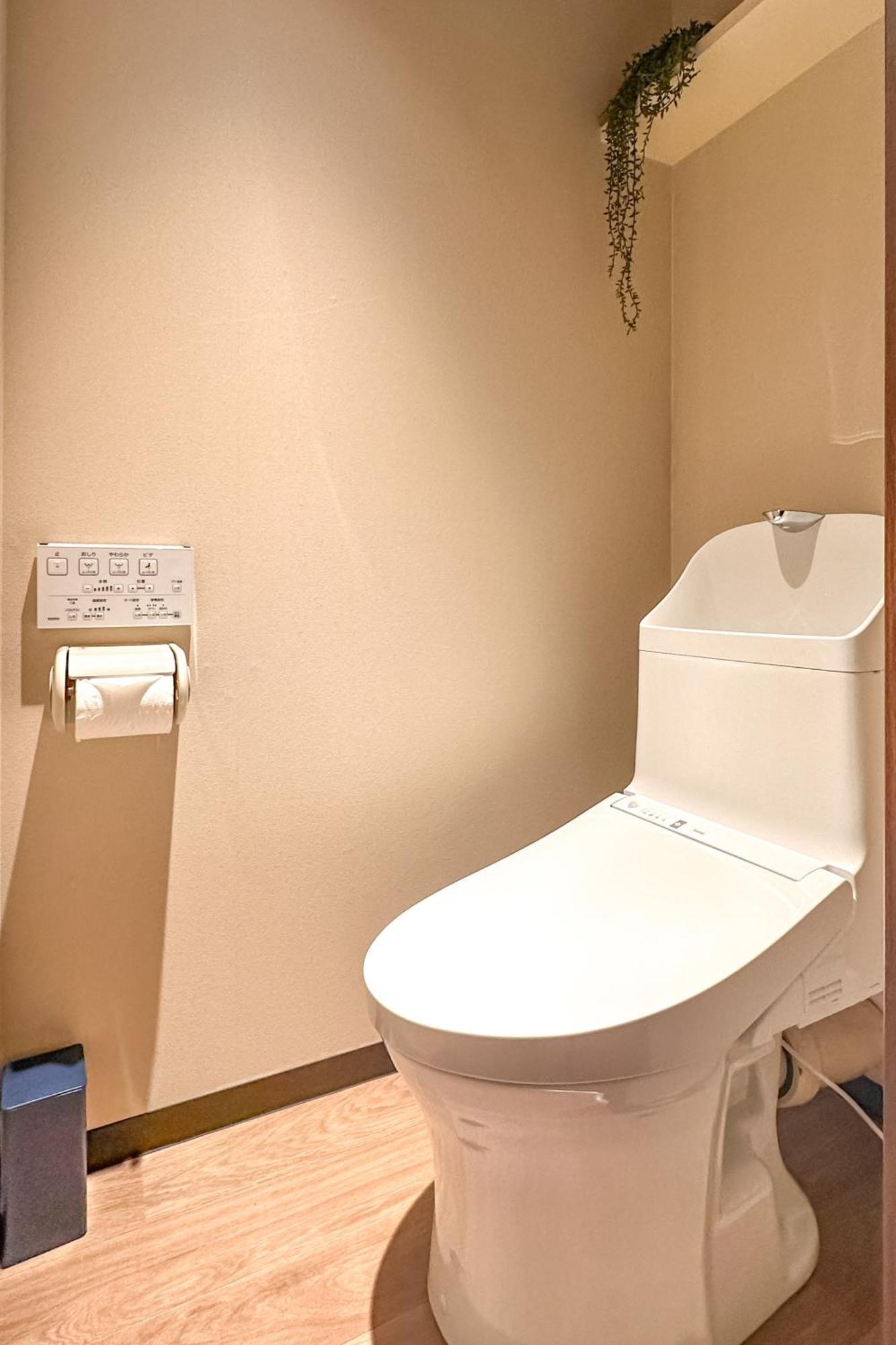 Apartment Hotel 11 Shinsaibashi Amemura Osaka Buitenkant foto